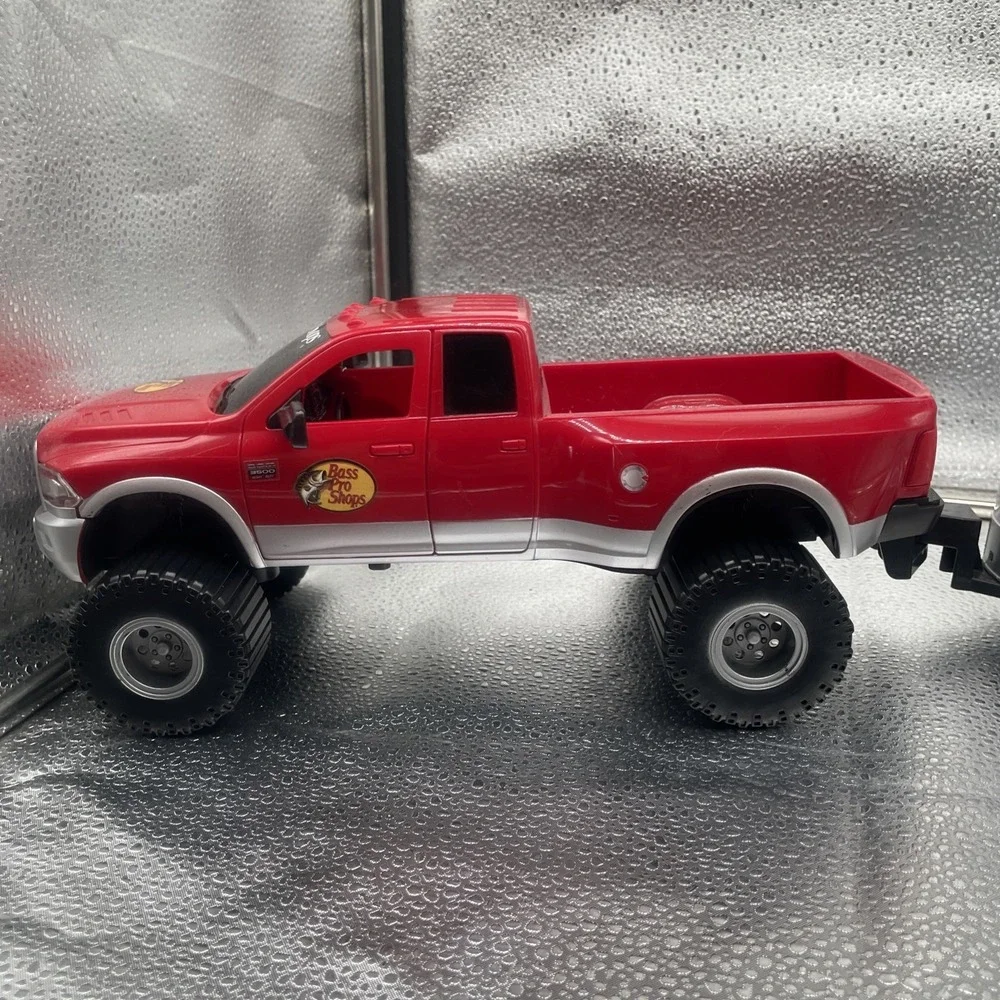 Bass Pro Shops  2016 Dodge  Ram 🔥 3500 Heavy Duty 4x4 🔥 With Horse Trailer